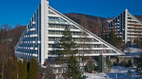 Pobyt w Hotelu Wilga - BAL SYLWESTROWY - Sylwestrowo.pl Pobyt w Hotelu Wilga - BAL SYLWESTROWY - Sylwester