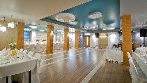 Bal sylwestrowy w Hotelu Perła *** - Sylwestrowo.pl Bal sylwestrowy w Hotelu Perła *** - Sylwester