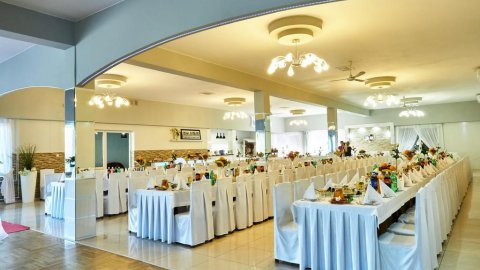 BAL SYLWESTROWY 2018/2019 - DOM WESELNY - Sylwestrowo.pl BAL SYLWESTROWY 2018/2019 - DOM WESELNY - Sylwester