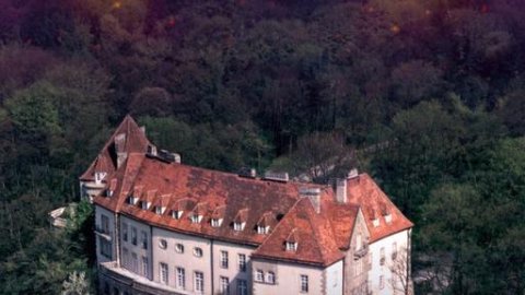 Bal Kolorów na Zamku w Przegorzałach - Sylwestrowo.pl Bal Kolorów na Zamku w Przegorzałach - Sylwester