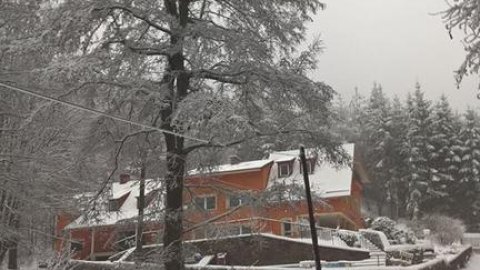 2 noclegi ze śniadaniem + kolacja i zabawa sylwestrowa-650 zł zł /os - Sylwestrowo.pl 2 noclegi ze śniadaniem + kolacja i zabawa sylwestrowa-650 zł zł /os - Sylwester