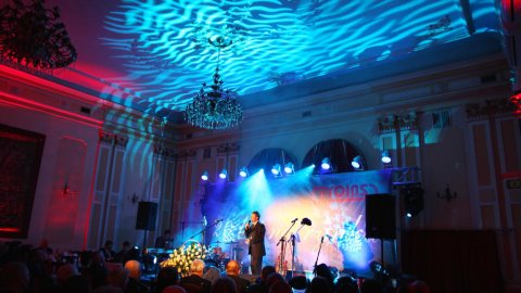 Bal w sercu Krakowa / Ukryty Pałacyk / Sala z 1884 roku - Sylwestrowo.pl Bal w sercu Krakowa / Ukryty Pałacyk / Sala z 1884 roku - Sylwester