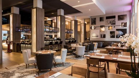 AC by Marriott Wrocław Kolacja Sylwestrowa z muzyką na żywo w restauracji Fuego - Sylwestrowo.pl AC by Marriott Wrocław Kolacja Sylwestrowa z muzyką na żywo w restauracji Fuego - Sylwester