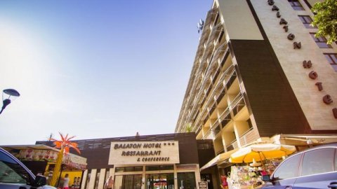 Budapeszt + zabawa w Hotelu Balaton - Sylwestrowo.pl Budapeszt + zabawa w Hotelu Balaton - Sylwester