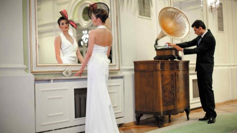 Kolacja Sylwestrowa w Sali Balowej Grand Hotelu - Sylwestrowo.pl Kolacja Sylwestrowa w Sali Balowej Grand Hotelu - Sylwester