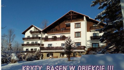 Villa Medica obiekt z krytym basenem z widokiem na Gorce - Sylwestrowo.pl Villa Medica obiekt z krytym basenem z widokiem na Gorce - Sylwester