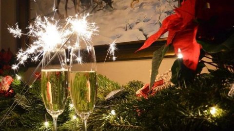 Last Minute: Sylwester i Nowy Rok klimatycznie z noclegami i balem - Sylwestrowo.pl Last Minute: Sylwester i Nowy Rok klimatycznie z noclegami i balem - Sylwester