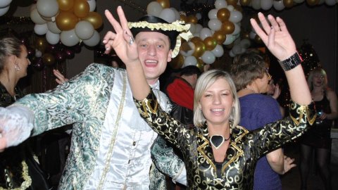 Pobyt z balem - Sylwester 2018 - Sylwestrowo.pl Pobyt z balem - Sylwester 2018 - Sylwester