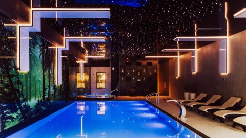 Sylwester w górach z Balem - Basen & Spa, wyżywienie, góralska muzyka, biesiada - Sylwestrowo.pl Sylwester w górach z Balem - Basen & Spa, wyżywienie, góralska muzyka, biesiada - Sylwester