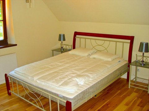 SYPIALNIA - DOM MODRZEWIOWY