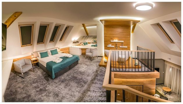 Apartament z antresolą