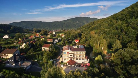 Sylwester w górach Beskidach nocleg z wyżywieniem i Zabawą - Sylwester