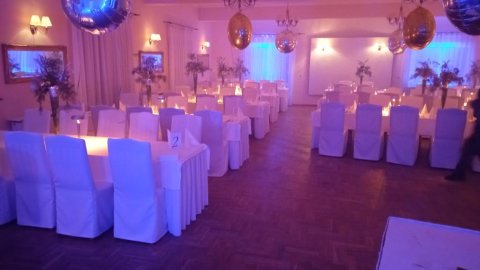 SYLWESTER 2025/26 w Willi Pod Starym Dębem - Sylwester