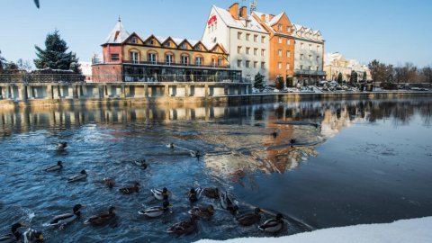 HOTEL NAD PISĄ - Bal i pobyt sylwestrowy 2024/25 - Sylwester