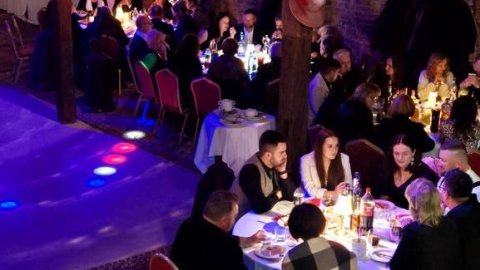 Zaczarowany Sylwester w Stodole w Kębłowicach k. Wrocławia - Sylwester