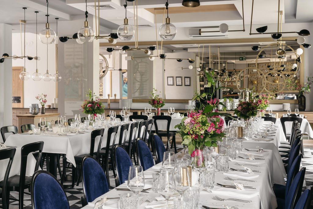 Mozaika Resto Bar w Hotelu Apis