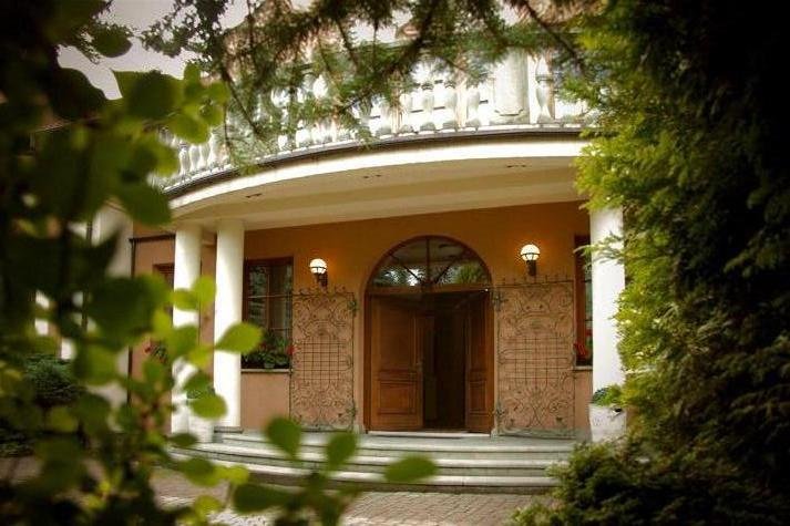 Oferta nieaktualna Sylwester Bielsko 2025/6 Sala Bankietowa Romantyczna    