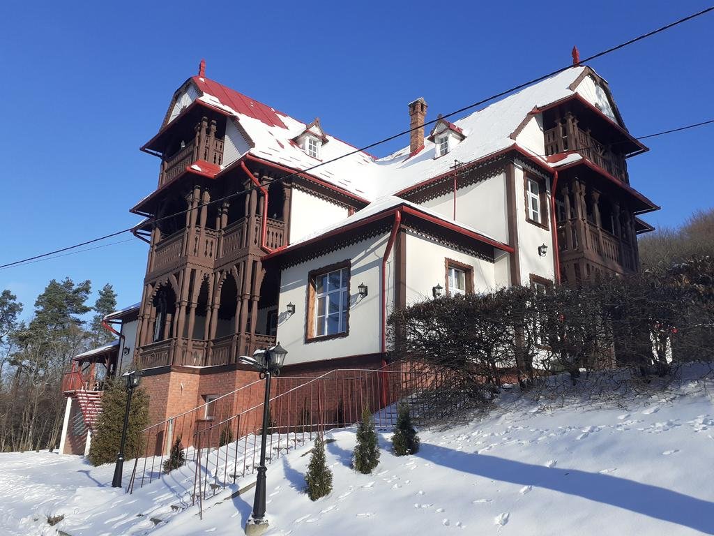 Sylwester po Bieszczadzku 2025/26 z Balem Sylwestrowym- 3 dni- 2 noclegi pakiet