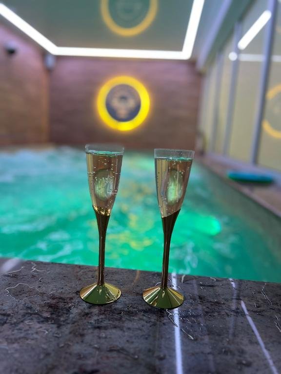 Sylwester nad jeziorem z dostępem do prywatnej sali oraz strefy spa!