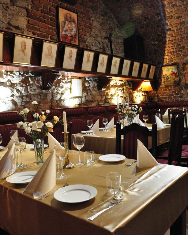 Sylwester w Krakowie | Piwnica Pod Złotą Pipą