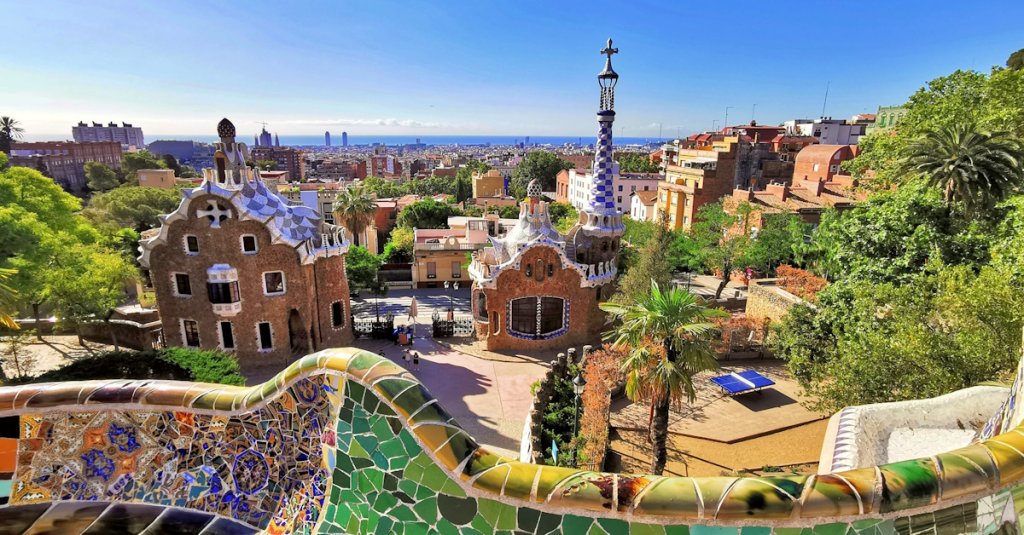 Sylwester w Barcelonie i górska wędrówka w Montserrat [samolot+hotel 4*]