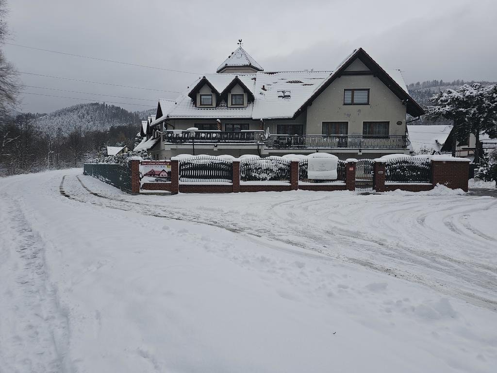 Noclegi w górach , sala bankietowa na około 25osób 