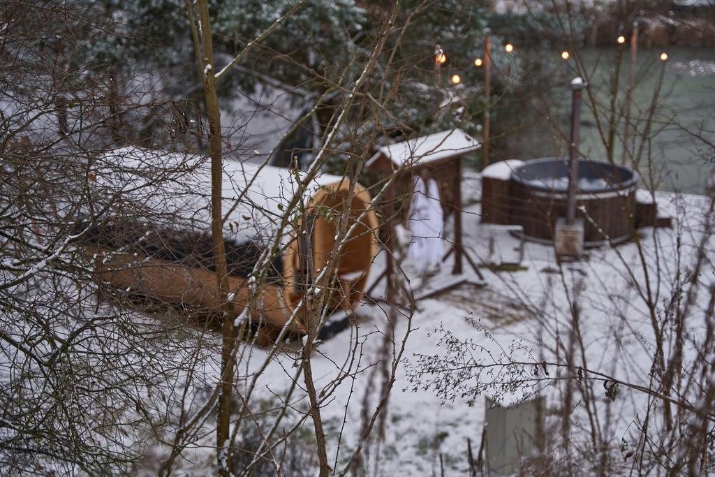 Kameralny SLWESTER 2025 w rytmie DISCO ? Welcome drink, kolacja z bufetem, DJ 