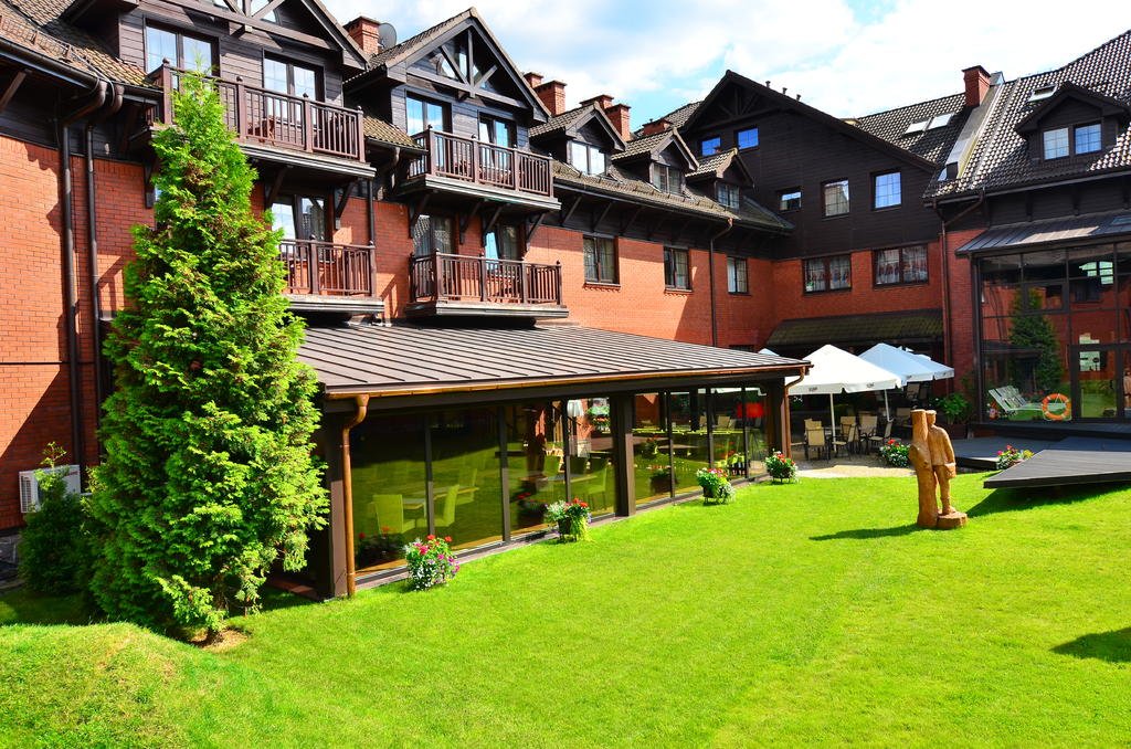 SYLWESTER W SERCU PUSZCZY BIAŁOWIESKIEJ!