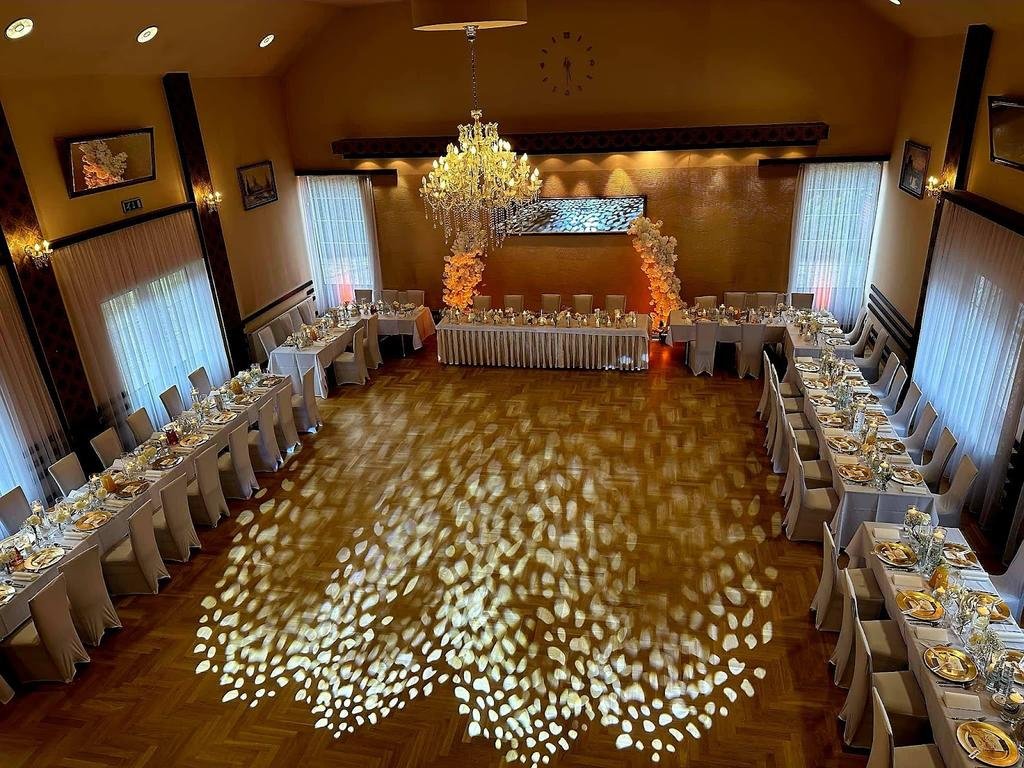 BAL SYLWESTROWY MŁODYCH- KRAKÓW (WIEK 18-36)