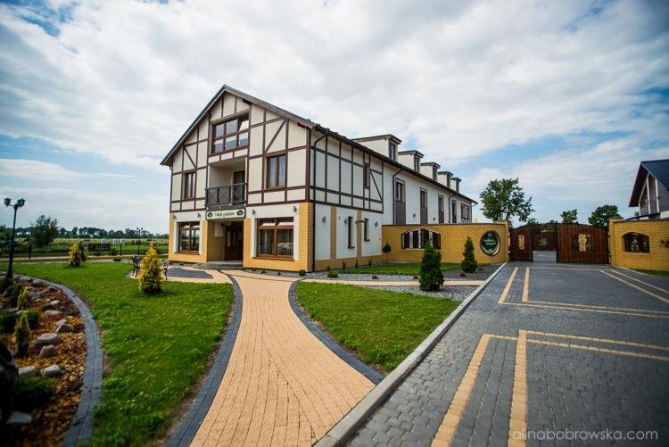 Cedrowy Dworek W Cedrach Wielkich