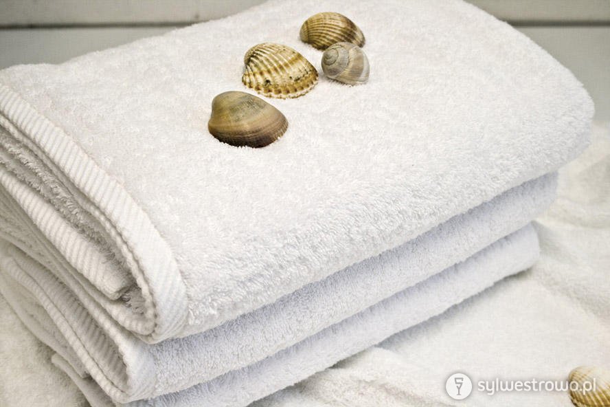 ręczniki w każdym pokoju